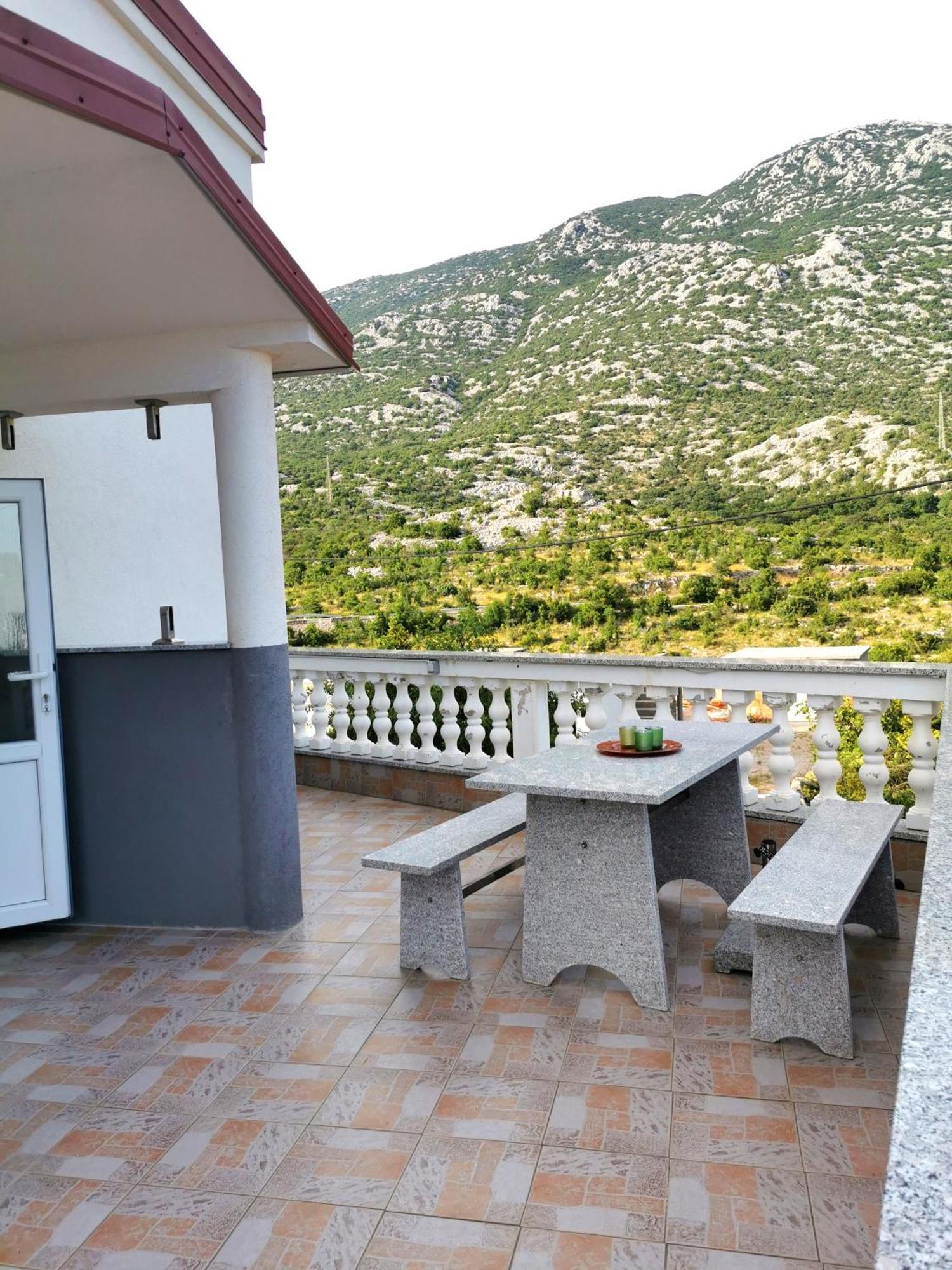Apartmani Gabi Cesarica Ngoại thất bức ảnh