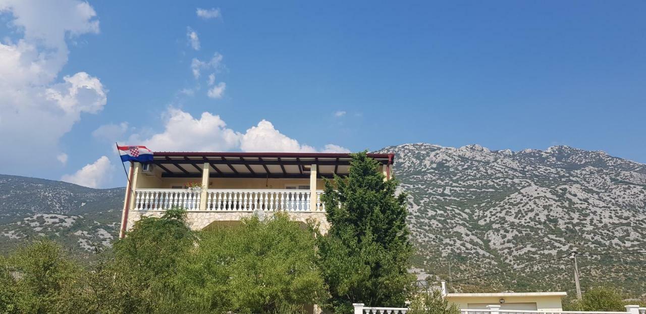 Apartmani Gabi Cesarica Ngoại thất bức ảnh